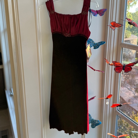 NWT Biscotti Girls Gorgeous Burgundy Velvet Holiday Party Dress - Picture 4 of 10